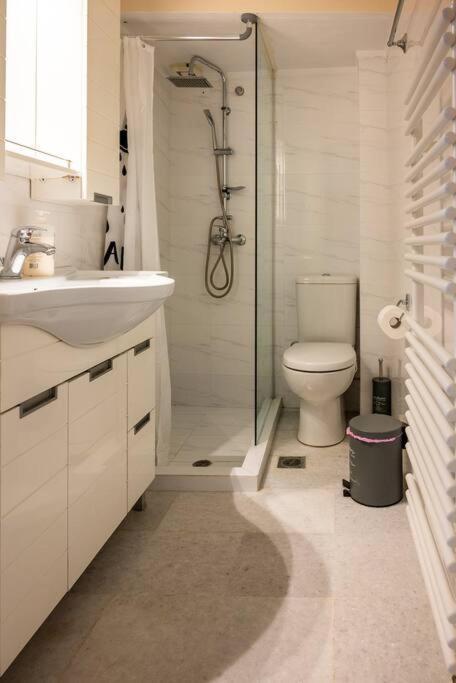 شقة Athens Retreat 1-Bdr Apt Close To Metro Station المظهر الخارجي الصورة