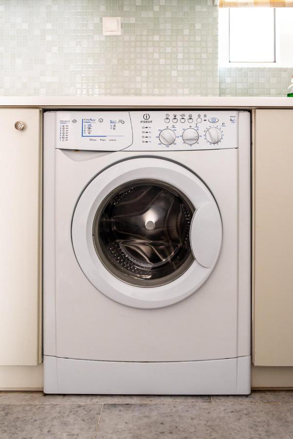 شقة Athens Retreat 1-Bdr Apt Close To Metro Station المظهر الخارجي الصورة